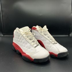 SLIGHT DAMAGED BOX SLIGHTLY USED Air Jordan 13 Retro BG Size 7Y