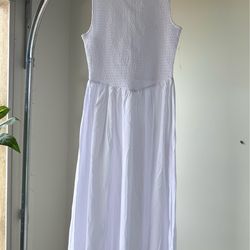Women’s white dress