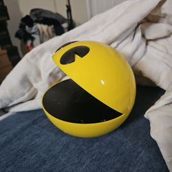 Pac Man Wireless Charger And Speaker