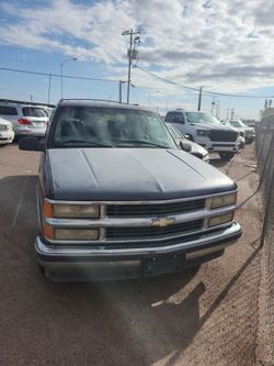 1999 GMC Suburban
