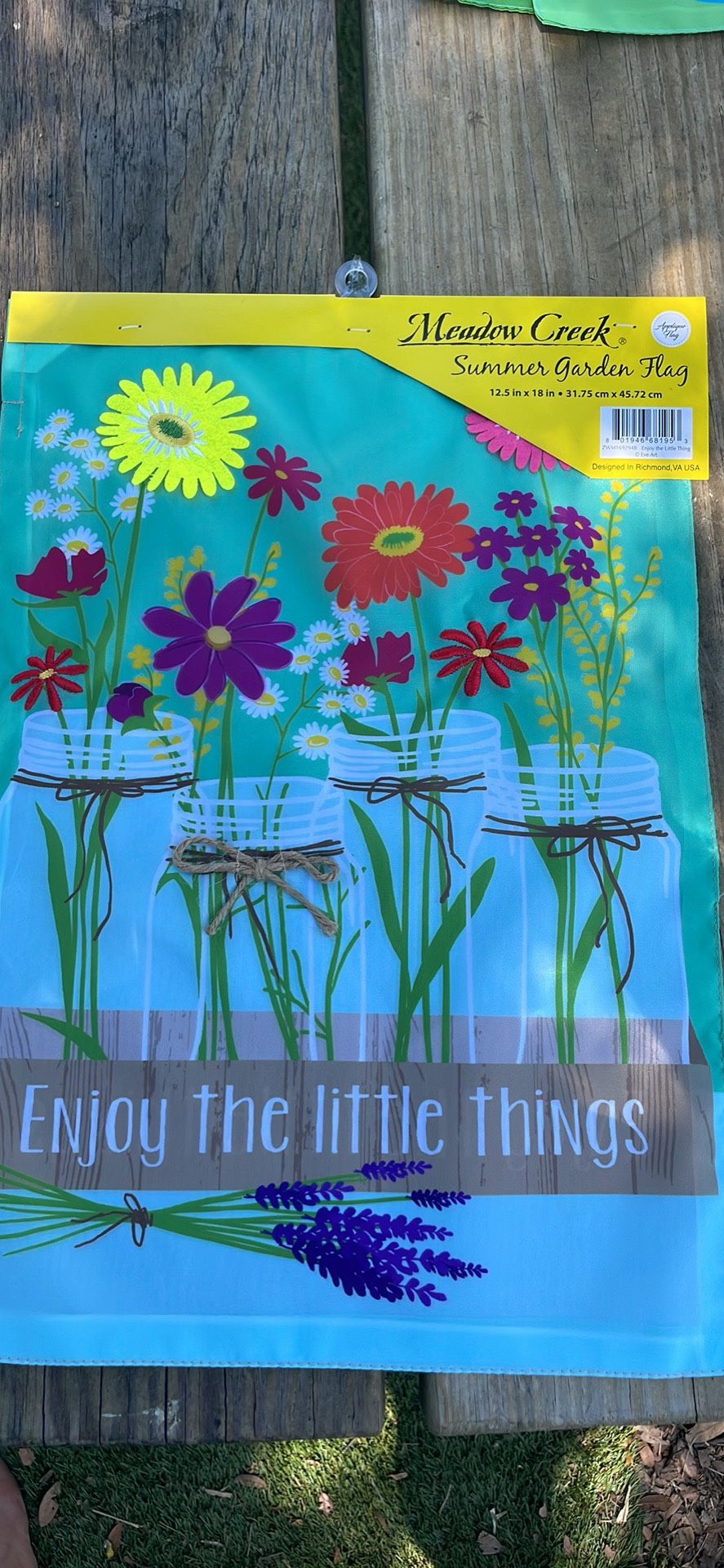 12 x 18 garden flag NEW