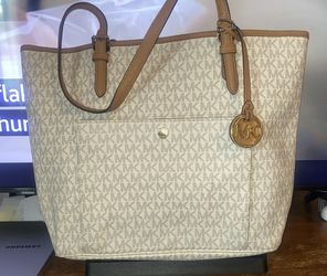 MK Purse