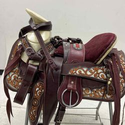 Montura charra de cuero lasser