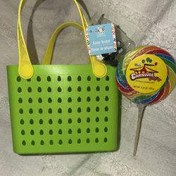 Green Easter Basket Bag with Charms  free Lollipop   New!