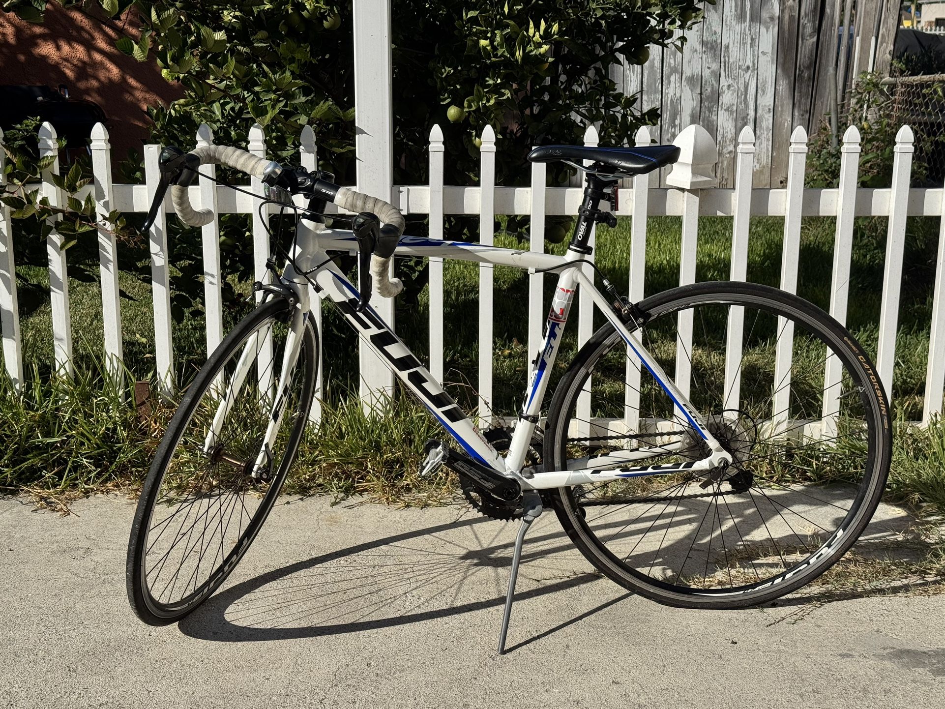 Fuji Commuter Road Bike Super Butted Aluminum