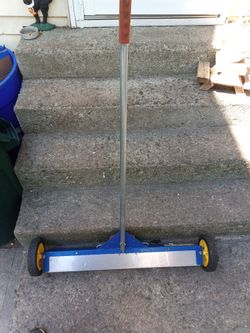 Rolling 3' magnet used AJC