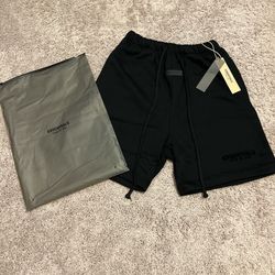 Limo Black Ess Shorts Size Large