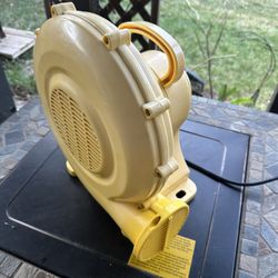 AIR MOVER