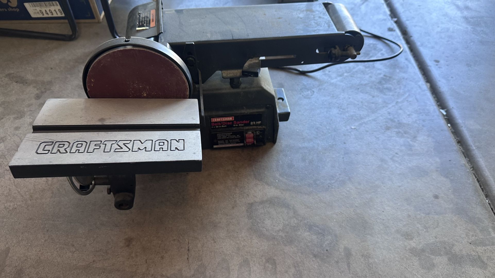 CRAFTSMAN Belt/Disc Sander 4 x 36-in.Beit 2/3 HP 6-in. Disc SPECIFICATIONS Induction Motor 120V, 60Hz, 4.2Amps, AC 3450 RPM (No Load Speed) MODEL NO. 