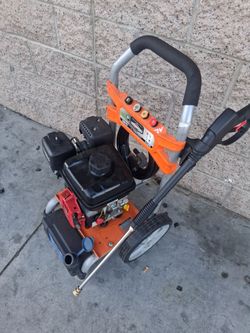 BRIGGS STRATTON GAS PRESSURE WASHER 3100 PSI