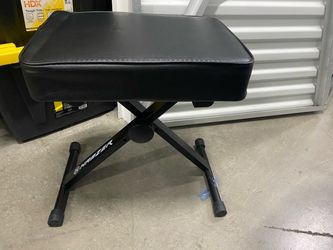 Piano musician chair