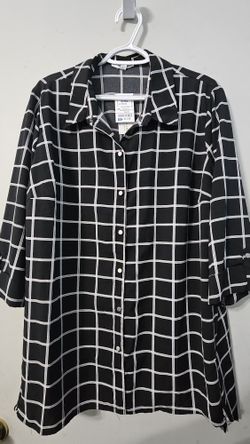 Black And White Collard Blouse Size 2X