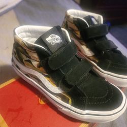 Boys Vans Like New Worn Twice Size 2.5