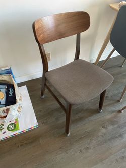 Mid-Century Modern Chairs (4 total) 🪑 🪑 🪑 🪑