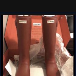 Hunter Rain Boots Size 9