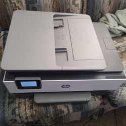 Wireless HP OfficeJet 8025e near mint.