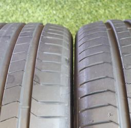 PAIR of  275 35 22 Pirelli PZero PZ4 95% Tread 8/32 104Y SKU 27590 Grade A Tires