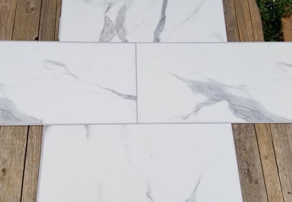 Luxury Vinyl Click Together Flooring with Padding