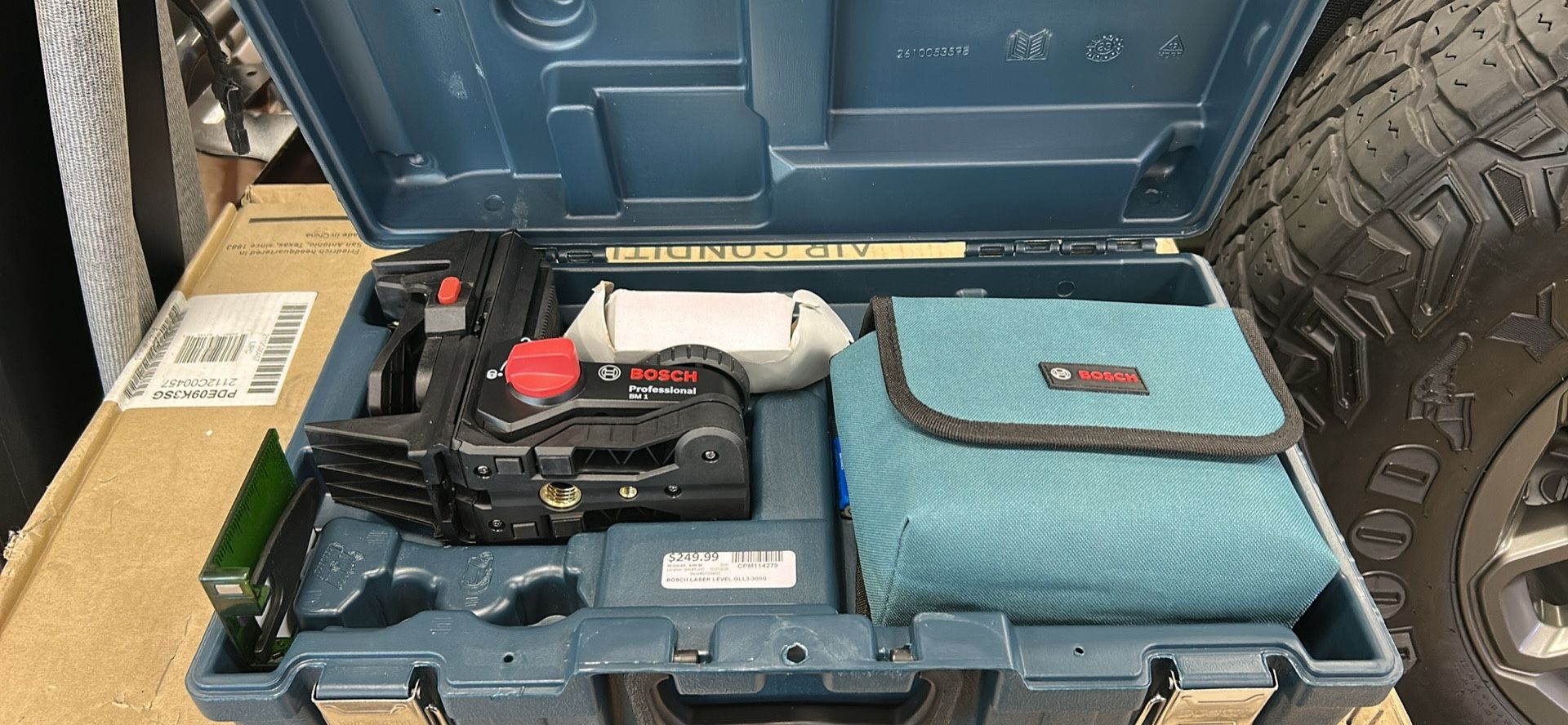 Bosch Laser Lever ( Hablamos Espanol )