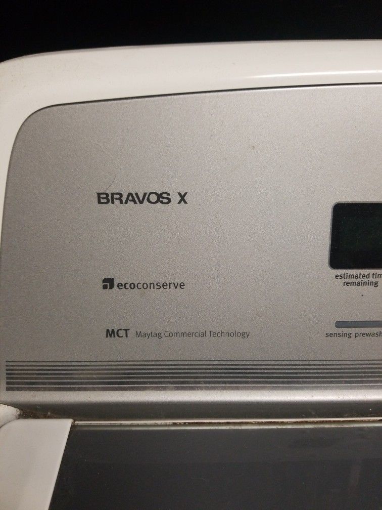 Maytag Bravos X Washing Machine for Sale in Moreno Valley, CA OfferUp