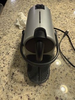 Perfect Condition Silver Nespresso Machine