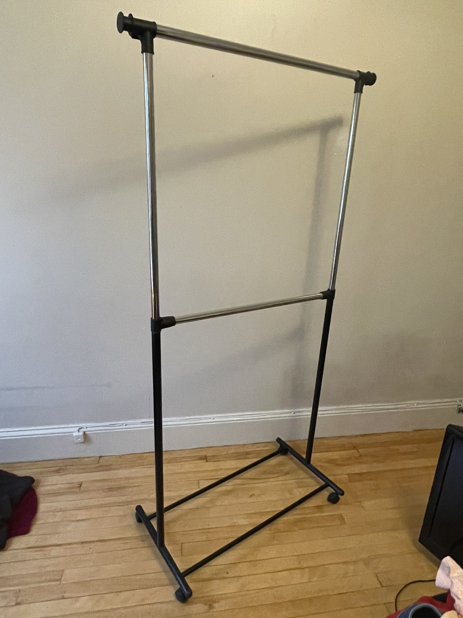 Sturdy, Portable Garment Rack
