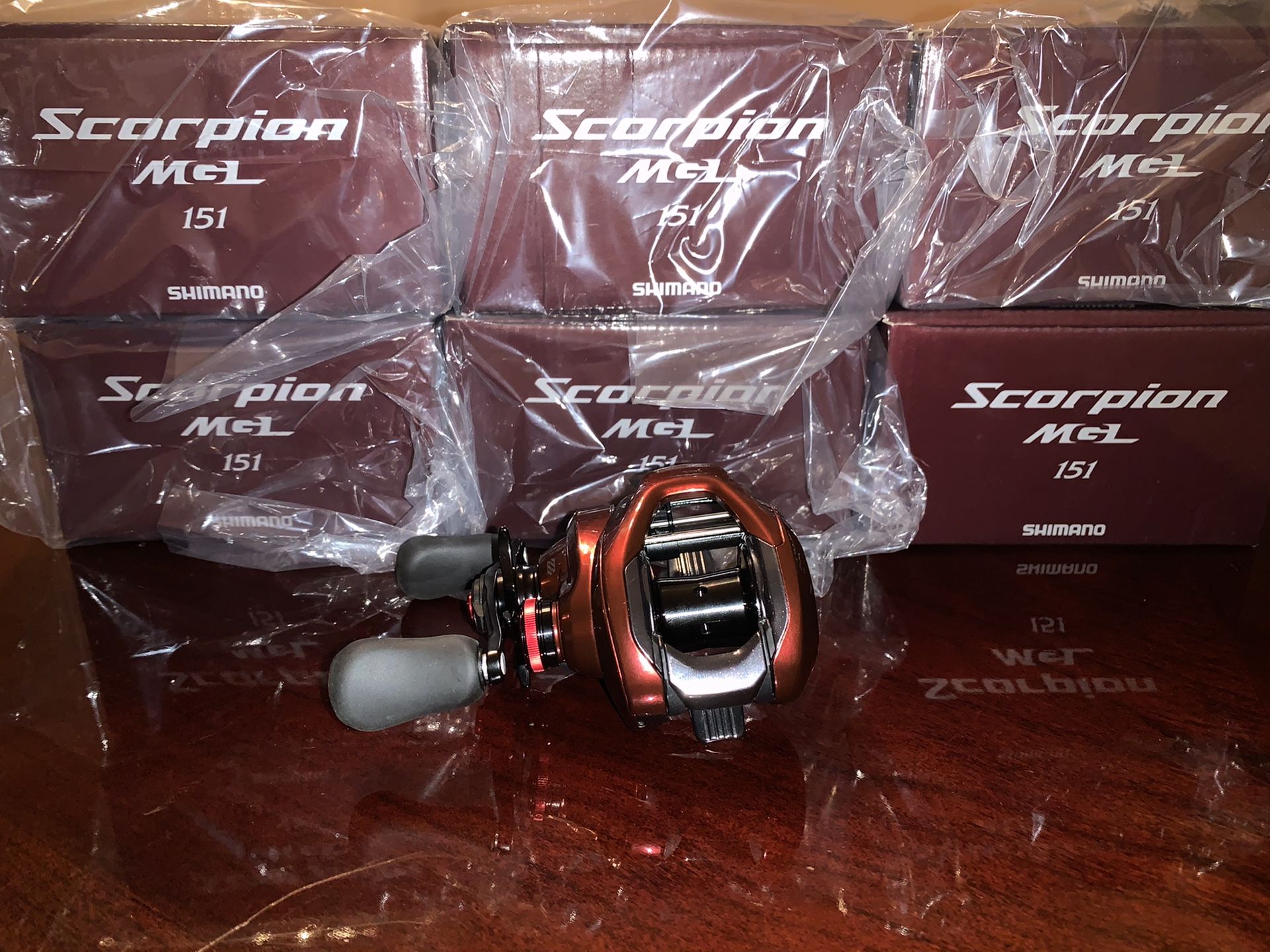 Shimano Scorpion MGL Baitcasting fishing reel (Left)