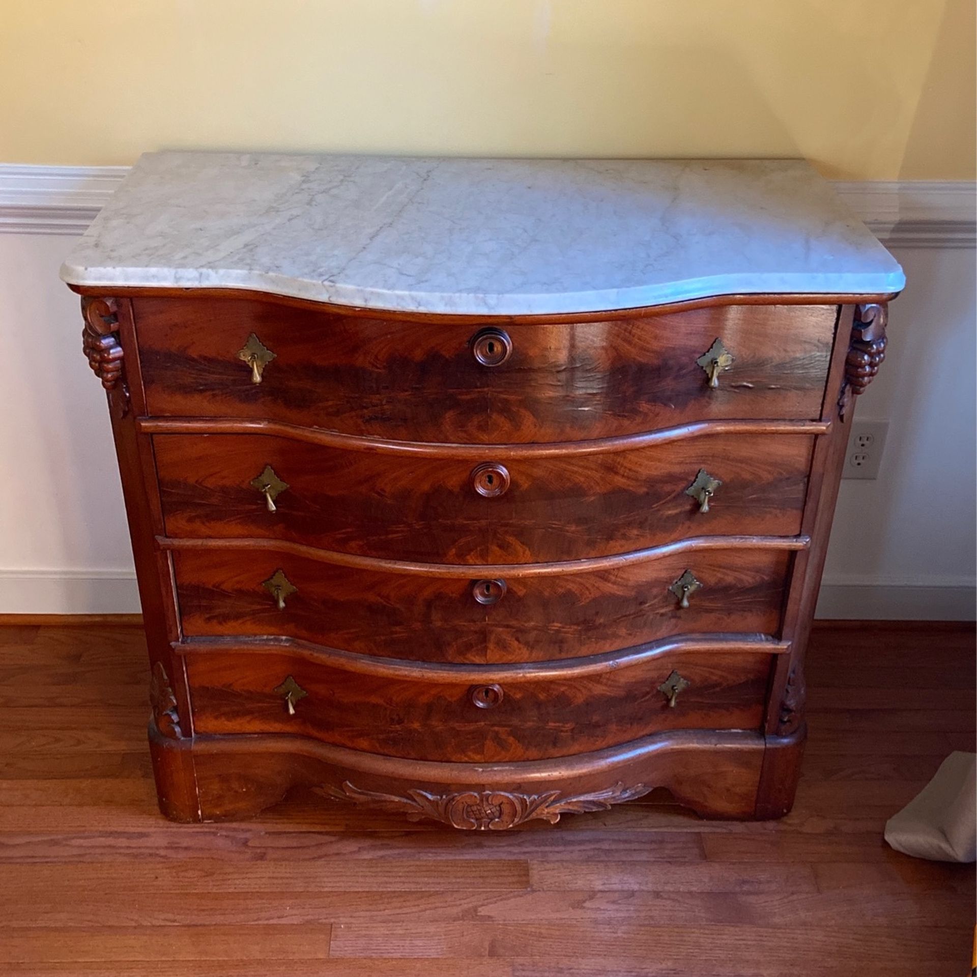 Antique 4 Drawer Dresser With Marble Table Top