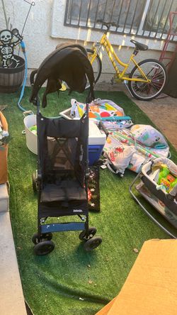 Black umbrella stroller