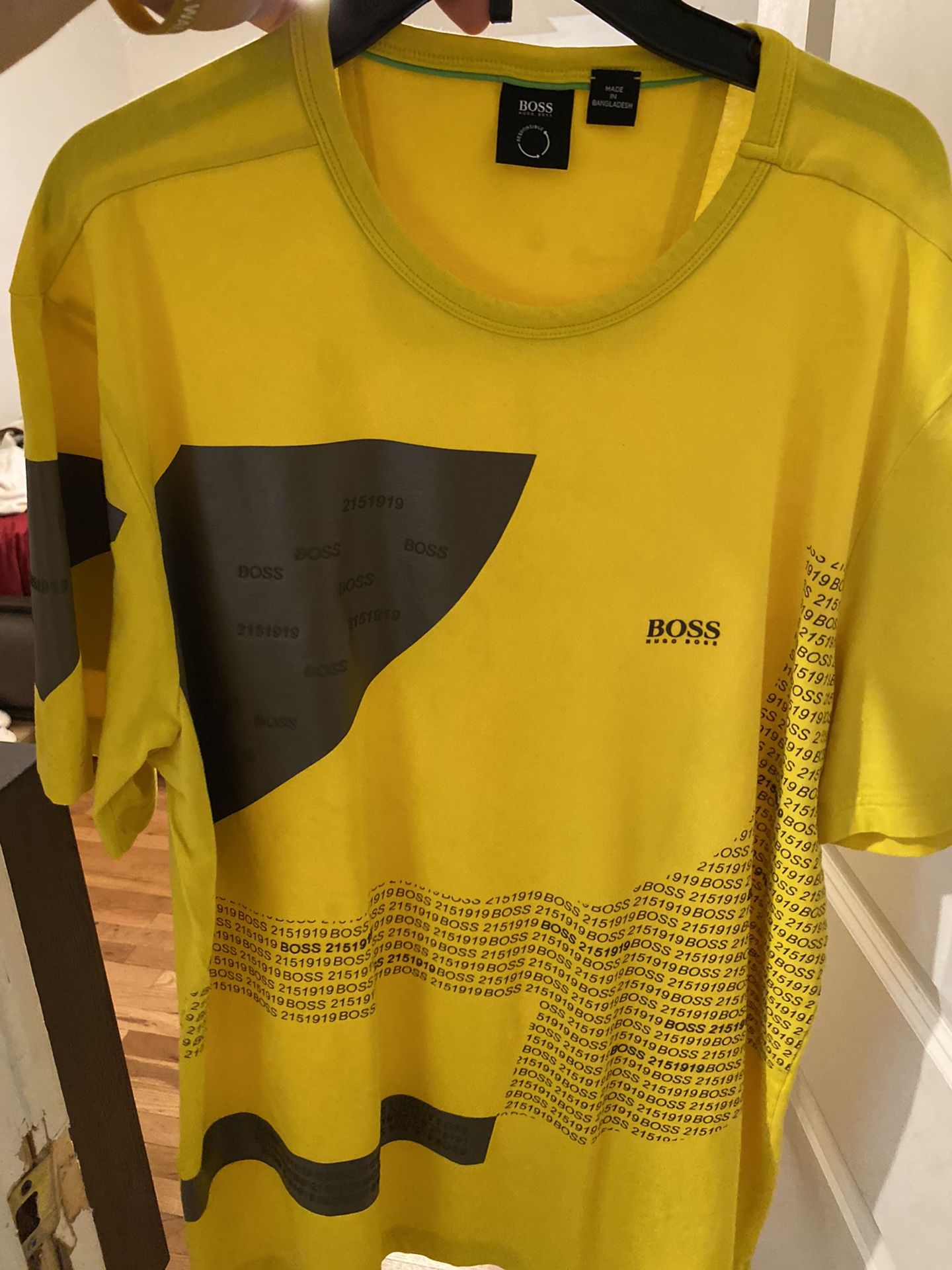 Hugo Boss Men’s Shirt Large