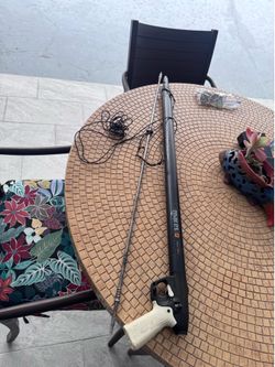 Spear gun.    $40. Fishing.