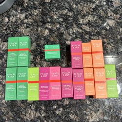 NEW PEACH & LILY 16 PIECE SKINCARE SET $30 for All!!