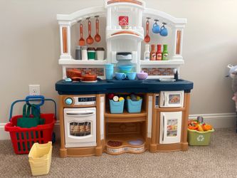 Play kitchen