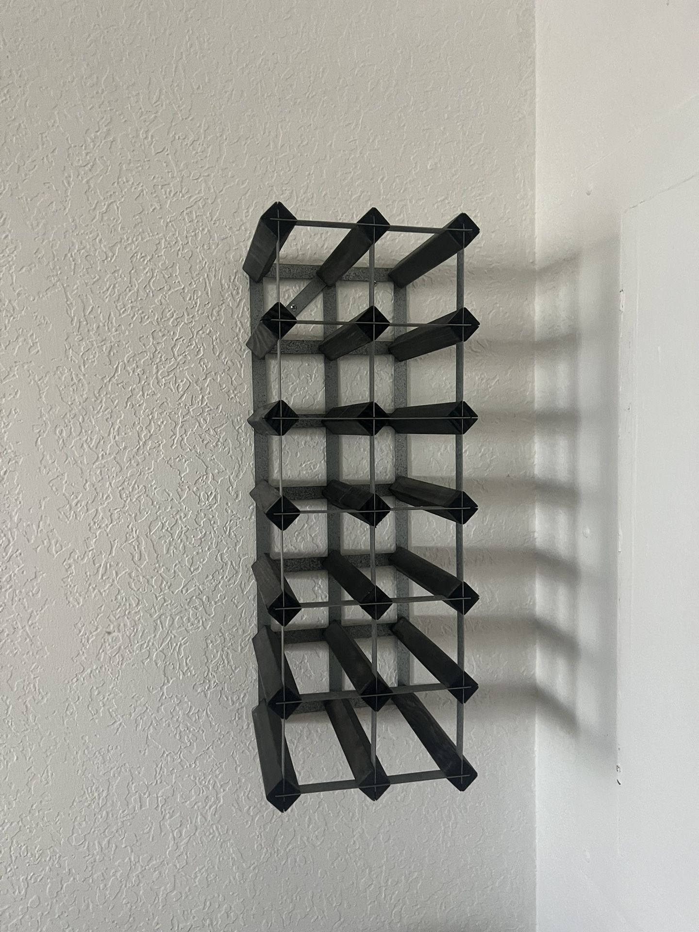 Wine Rack / Wall Mount