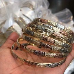 Virgin Mary Bangles Set Seven Bracelets Gold-plated 3-colors 18k 