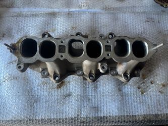 2009-2014 Nissan Maxima Lower intake manifold 3.5