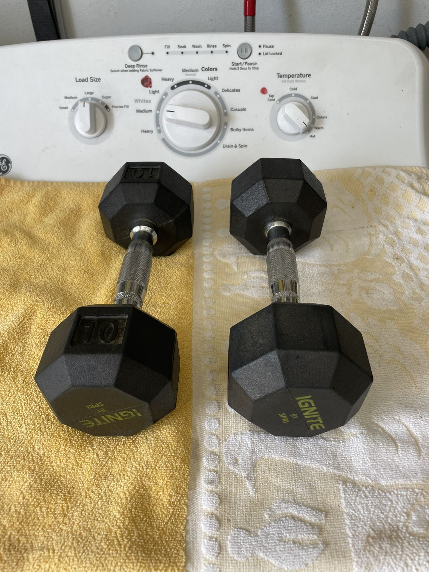 Workout weights, dumbbell weights, good shape, 10 pounds