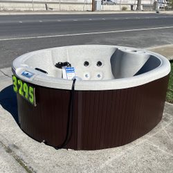 Aquaterra Calavara Spa Hot Tub 110v Or 220v Convertible Small Spa