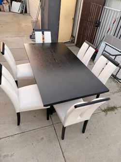 Dinning table