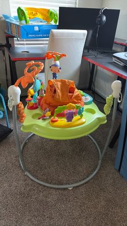 Baby jumperoo