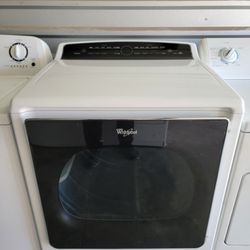 MEGA CAPACITY!!! Whirlpool Cabrio, STEAM, Sensor Dry, Gas Dryer!!! It Works Perfectly!!! Must See To Appreciate!!!