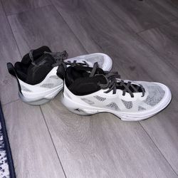 Air Jordan 37 PF - Oreo