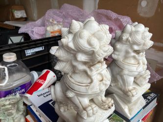 White Foo Dog Statues – Pair