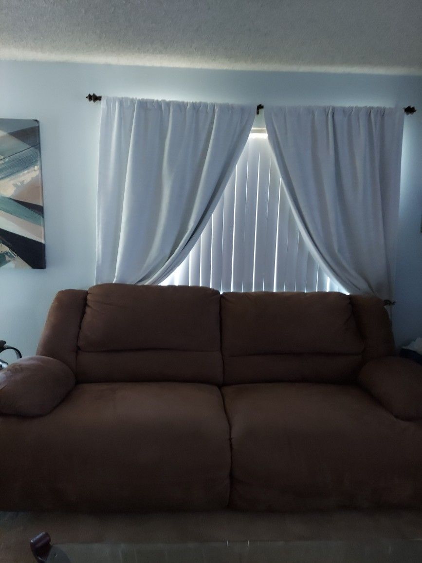 Sofa 100.00