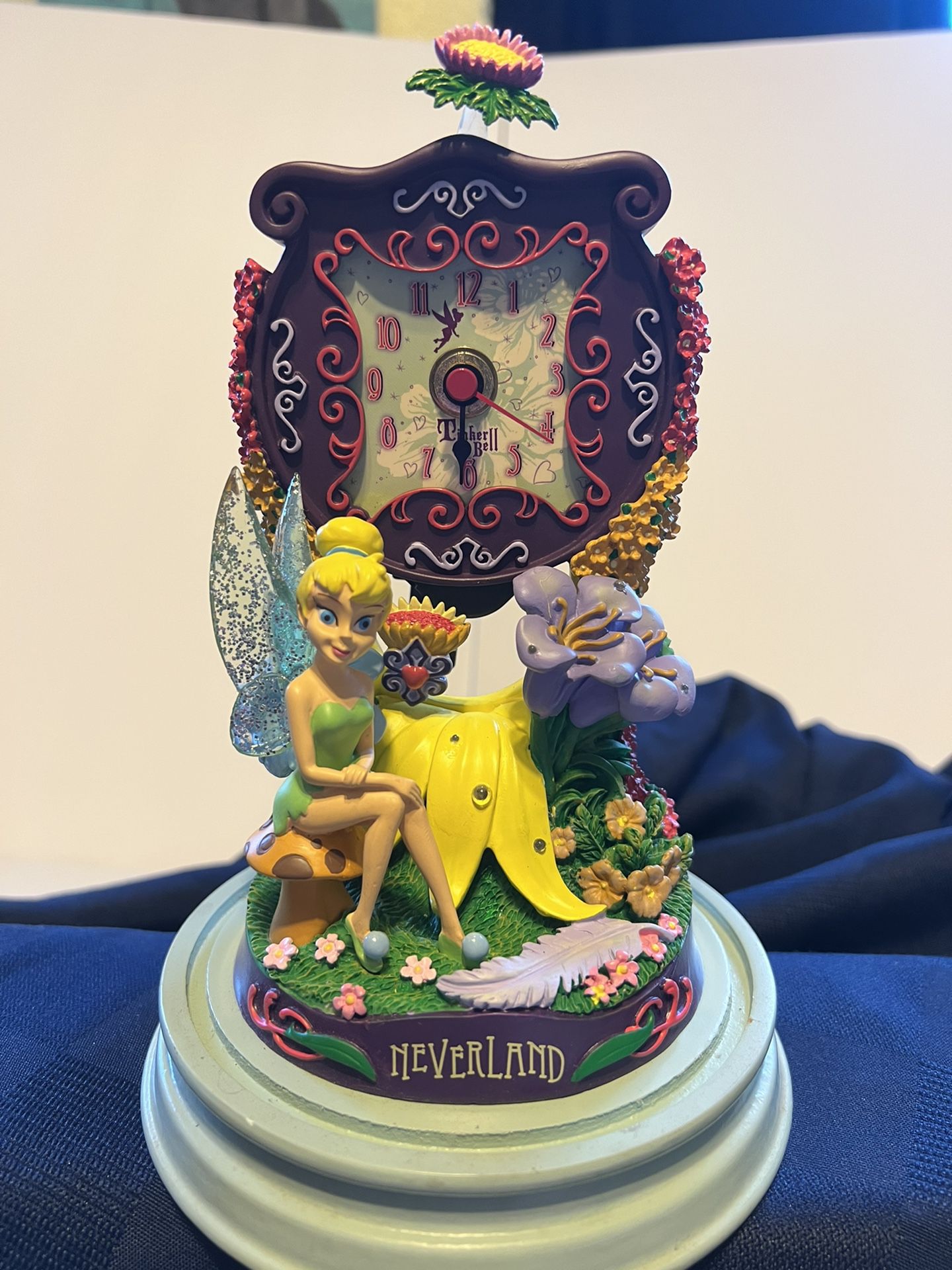 Disney Tinkerbell Neverland Glass Dome Clock