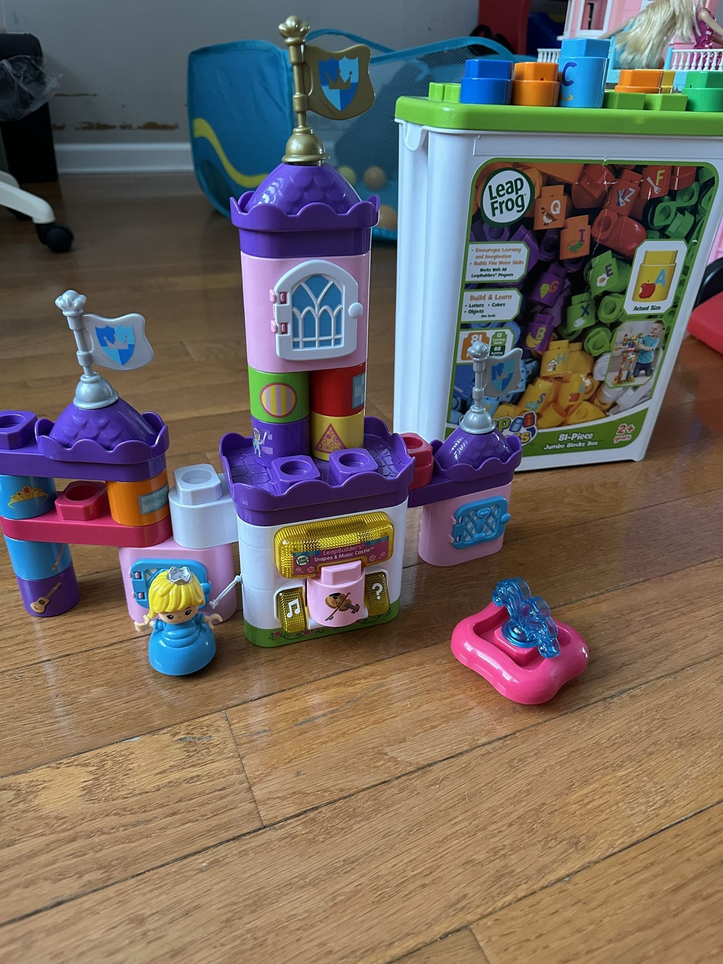 Leapfrog Building Blocks And Music Castle 