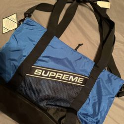 Supreme tote bag