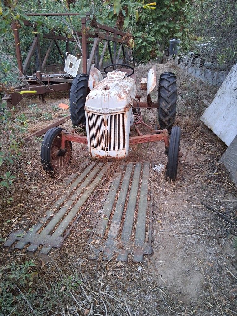 Ford Tractor