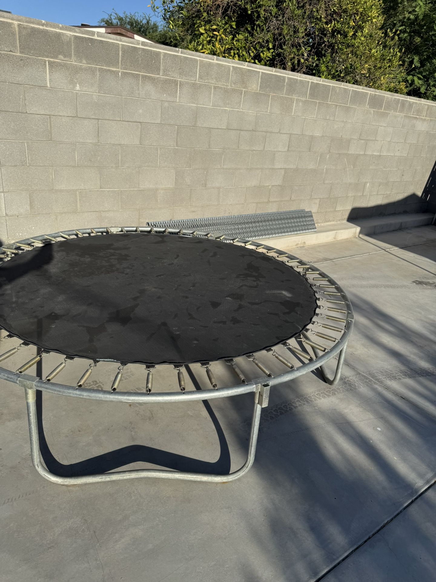 Trampoline