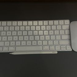 Apple Keyboard/mouse/ And Pencil 